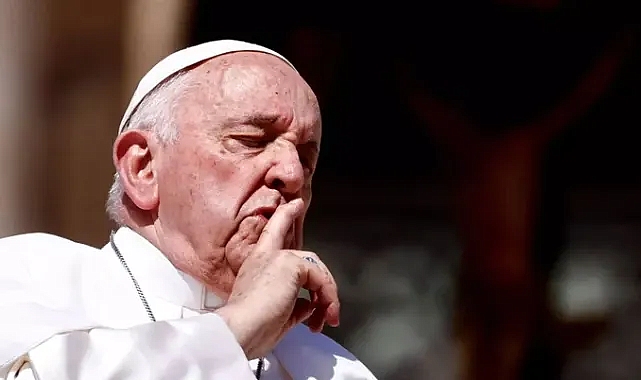 VATİKAN: PAPA FRANCİSCUS'UN DURUMU KRİTİK