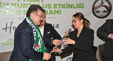 BAŞKAN GENÇ ARTVİNLİLERLE İFTARDA BULUŞTU