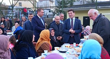 BAŞKAN KAYA AYGÖREN VADİSİ SAKİNLERİYLE İFTARDA BULUŞTU