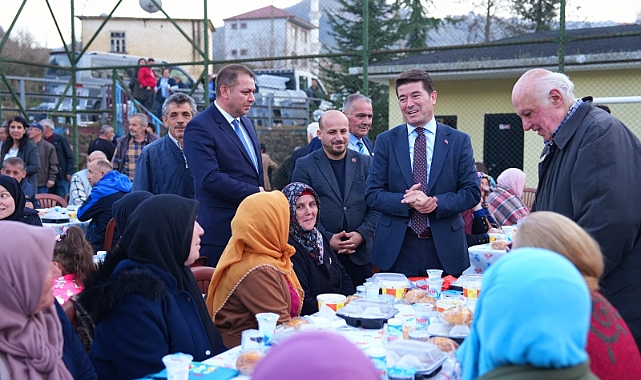 BAŞKAN KAYA AYGÖREN VADİSİ SAKİNLERİYLE İFTARDA BULUŞTU