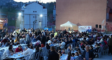 BAŞKAN KAYA'DAN BİRLİK BERABERLİK MESAJI 