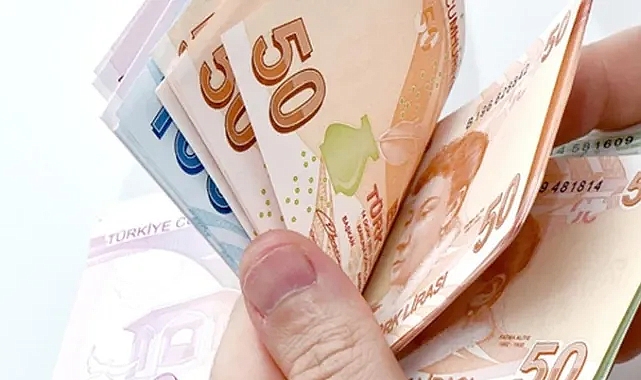 BAYRAM İKRAMİYESİ İÇİN TARİH BELLİ OLDU... İŞTE MASADAKİ RAKAM