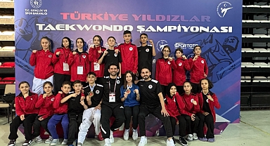 BÜYÜKŞEHİR SPORCULARI GURURLANDIRDI