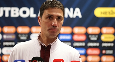 EYÜP HOCA: OYUNCULARIMLA GURUR DUYUYORUM