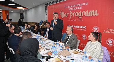 GENÇ, ÜNİVERSİTESİ ÖĞRENCİLERİ İLE FTARDA BULUŞTU