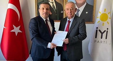 İYİ PARTİ YOMRA'DA YENİ DÖNEM... YENİ BAŞKAN İŞLER