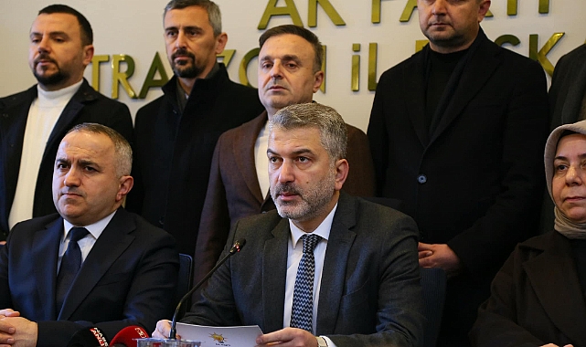 MUMCU'DAN FLAŞ SÖZLER: 3-5 OY İÇİN ŞOV DERDİNDELER!