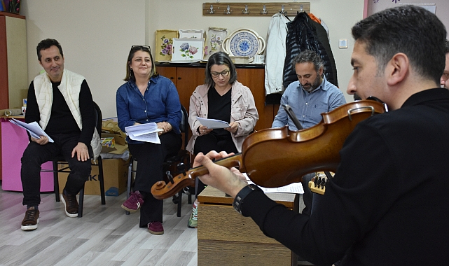 MÜZİK ÖĞRETMENLERİNDEN OLUŞAN KORO TASAVVUF MUSİKİSİ KONSERİ VERECEK