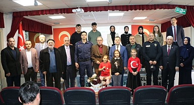 OF'TA İSTİKLAL MARŞI COŞKUSU 