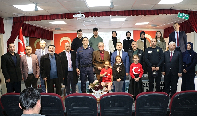 OF'TA İSTİKLAL MARŞI COŞKUSU