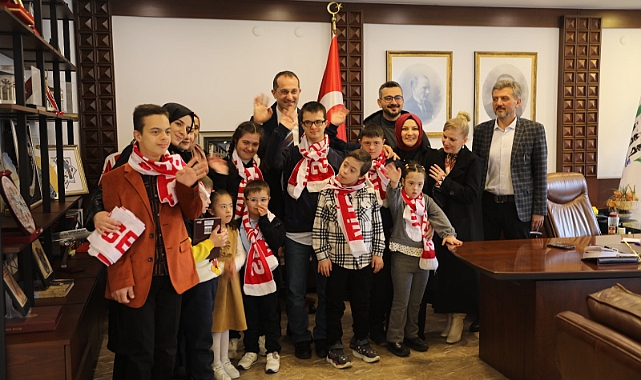 ÖZEL ÇOCUKLARDAN BAŞKAN EKİM’E ZİYARET