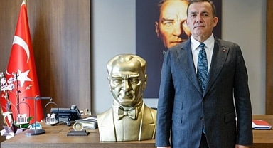 PARİS'TE ÇALINAN ATATÜRK BÜSTÜNÜN YERİNE YENİSİ KONULDU