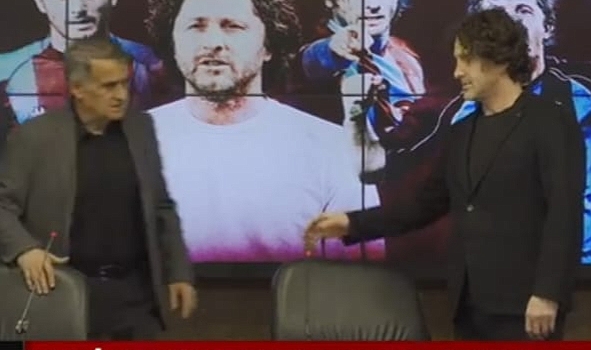 TEKKE'DEN GÜNEŞ'E: SEN OTURMADAN BİZ OTURAMAYIZ HOCAM