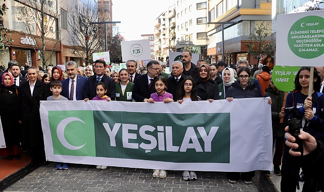 TRABZON'DA YEŞİLAY YÜRÜYÜŞÜ DÜZENLENDİ