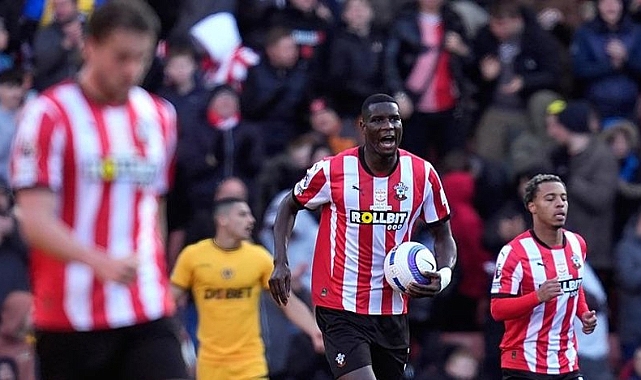 TRABZONSPOR'A PAUL ONUACHU MÜJDESİ