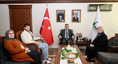 VALİ ERGÜN ŞEHİT AİELELERİYLE BİR ARAYA GELDİ 