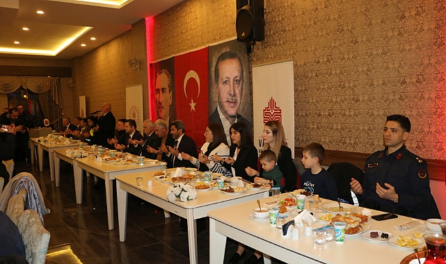 VALİ YILDIRIM OF'TA İFTAR PROGRAMINA KATILDI