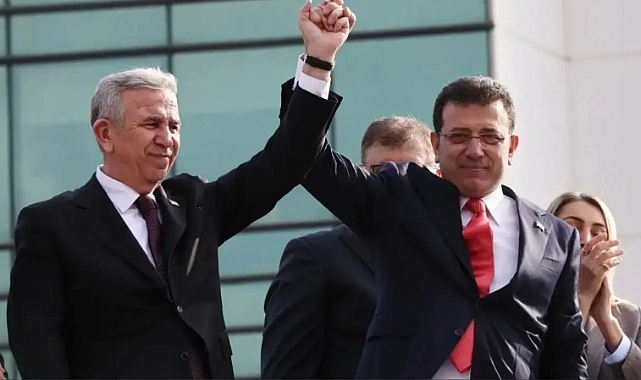 YAVAŞ: ADAYLIĞIMI ASKIYA ALIYORUM