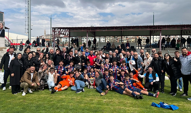 1461 TRABZON FK U14 TAKIMI TÜRKİYE ŞAMPİYONU... HELAL OLSUN SİZE ÇOCUKAR