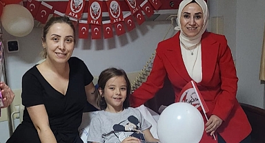 AK KADINLARDAN AKŞAM SÜRPRİZİ