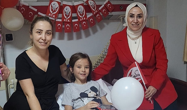 AK KADINLARDAN AKŞAM SÜRPRİZİ