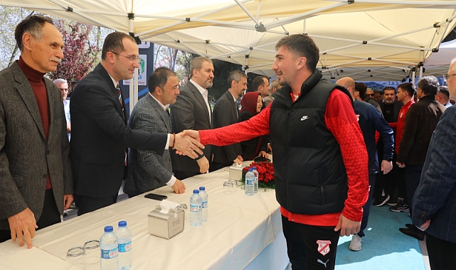 AKÇAABAT'TA BAYRAM COŞKUSU