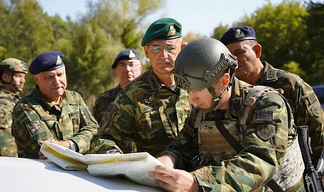 BAK SEN ŞU KÜSTAHA