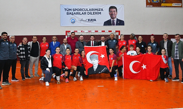 BAŞKAN KAYA'DAN İZMİR'DEKİ TRABZONLULARA ÇAĞRI