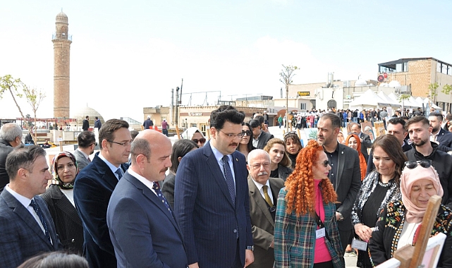 "BİZ BİRLİKTE GÜZELİZ" SERGİSİ MARDİN'DE