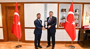 BÜYÜKŞEHİR BELEDİYESİ'NE 'ULAŞIMDA AKLIN YOLU' ÖDÜLÜ 