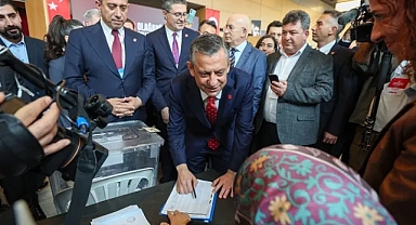 CHP'DE BAZI İSİMLERİN ÜSTÜ ÇİZİLDİ!