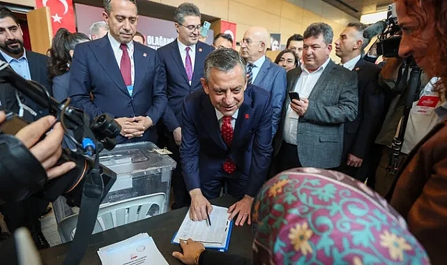 CHP'DE BAZI İSİMLERİN ÜSTÜ ÇİZİLDİ!