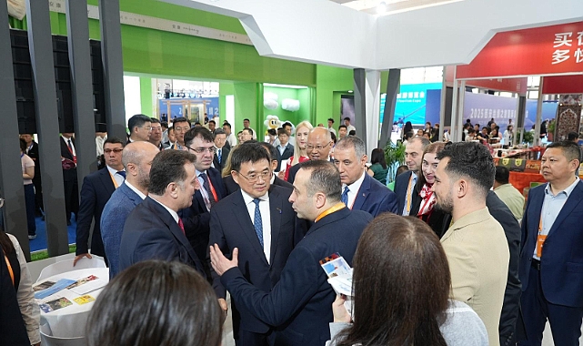 ÇİN'DE TRABZON RÜZGARI ESTİ