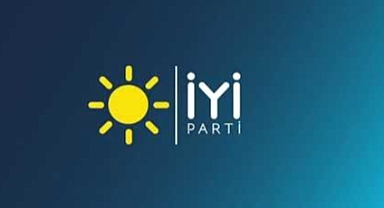 İYİ PARTİ ARAKLI'DAN BELEDİYEYE 23 NİSAN TEPKİSİ: BİLBOARDLAR NEDEN BOŞ KALDI?