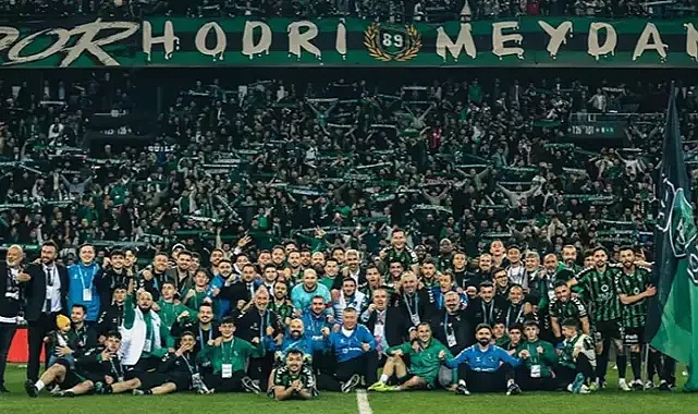 KOCAELİSPOR 16 YIL SONRA SÜPER LİG'DE