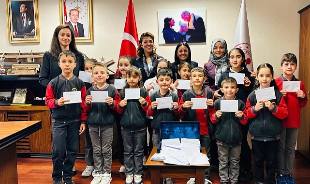 MİNİK KALEMLERDEN DUYGU DOLU MESAJLAR