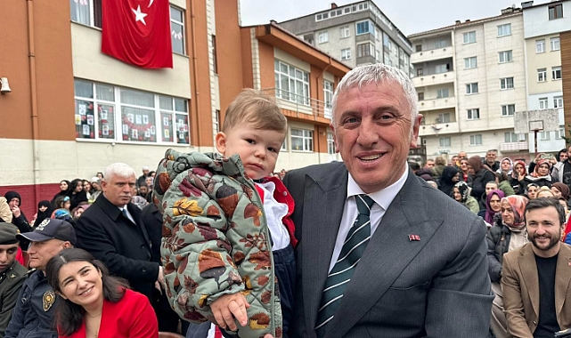 OF'TA 23 NİSAN COŞKUSU