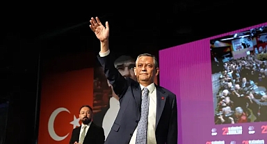 ÖZGÜR ÖZEL YENİDEN BAŞKAN