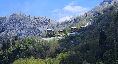 RİZE'NİN YÜKSEK KESİMLERİ BEYAZA BÜRÜNDÜ 