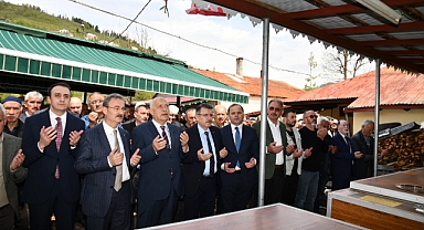 ŞALPAZARI YASTA... TRAFİK KAZASINDA HAYATINI KAYBEDENLERE SON GÖREV