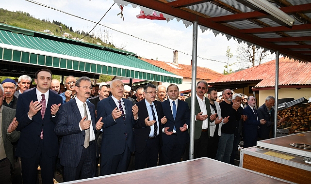 ŞALPAZARI YASTA... TRAFİK KAZASINDA HAYATINI KAYBEDENLERE SON GÖREV