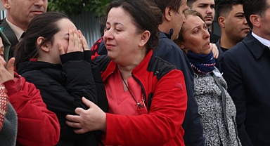 ŞEHİDİMİZİN NAAŞI TRABZON'DA... BU ACININ TARİFİ YOK 