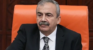 SIRRI SÜREYYA'DAN KÖTÜ HABER!