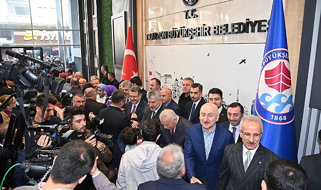 TRABZON, BÜYÜKŞEHİR'DE BAYRAMLAŞTI