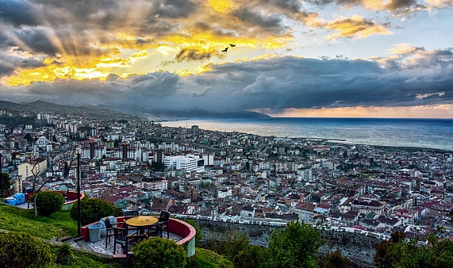 TRABZON EN YAŞANABİLİR ŞEHİRLER ARASINDA ÇITAYI YÜKSELTTİ