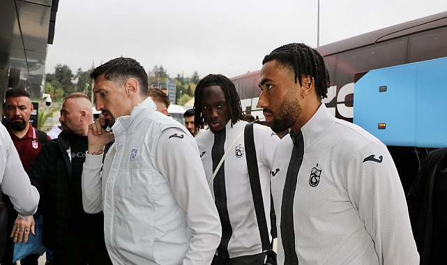 TRABZONSPOR KAFİLESİ İSTANBUL'A GİTTİ