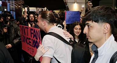 TRABZONSPOR U19 TAKIMINA COŞKULU KARŞILAMA 