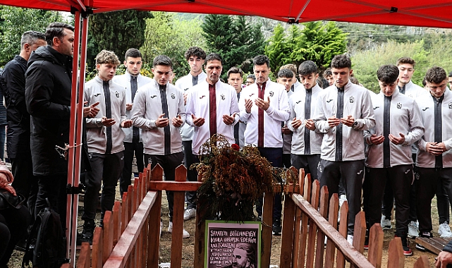 TRABZONSPOR U19 TAKIMINDAN VOLKAN KONAK'IN KABRİNE ZİYARET