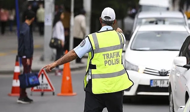 TRAFİK CEZALARINA YÜZDE 200 ZAM YOLDA!