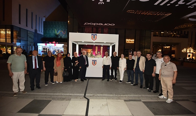 VALİ YILDIRIM'DAN TTB'NİN STANDINA ZİYARET